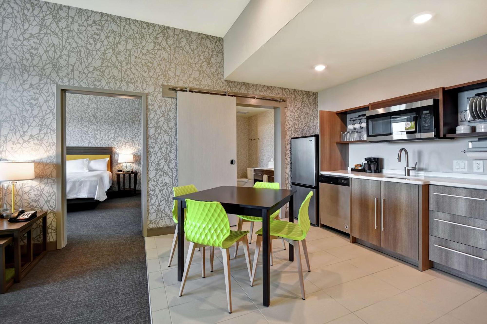 Home2 Suites By Hilton Jekyll Island Exterior photo